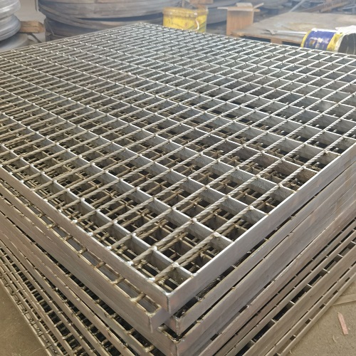 如何選擇需要的平臺(tái)鋼格板鋼格柵選購指南