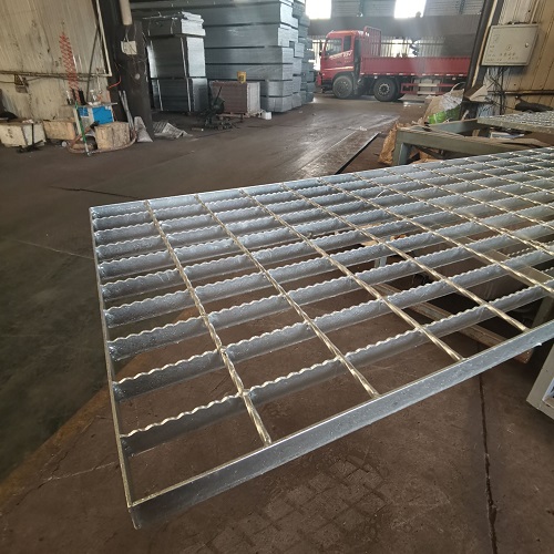 煤礦用鍍鋅鋼格柵鋼格板的性價(jià)比
