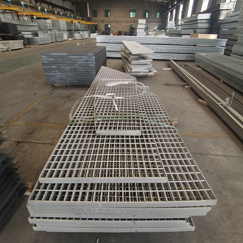 鋼格板重量計(jì)算指南：如何精準(zhǔn)估算采購成本？