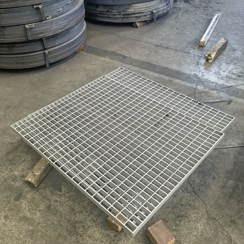 客戶血淚教訓(xùn)：選錯鋼格板規(guī)格，3個月就變形！