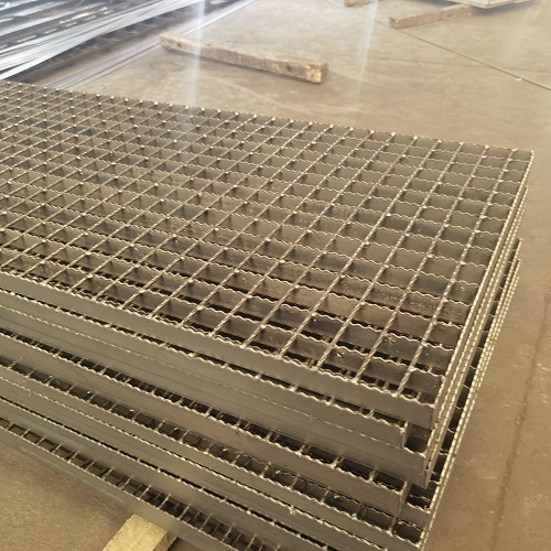 鋼格柵選購避坑指南：老采購都在藏的 5 個關鍵細節(jié)