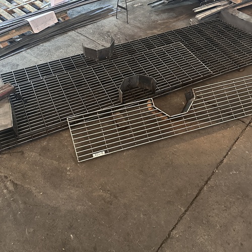 鋼格板的質(zhì)量檢測(cè)標(biāo)準(zhǔn)有哪些？行業(yè)規(guī)范一覽